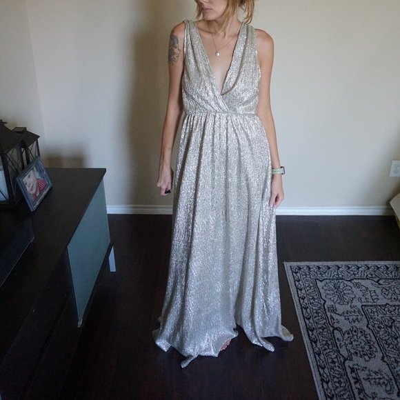 Lulus Dresses & Skirts - Lulu's All that Shimmers is Gold